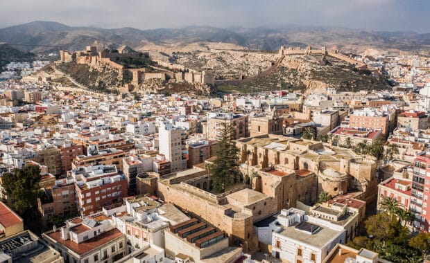Sistema de Control de Tráfico Urbano y Plataforma Smart City – Ciudad de Almería (España)